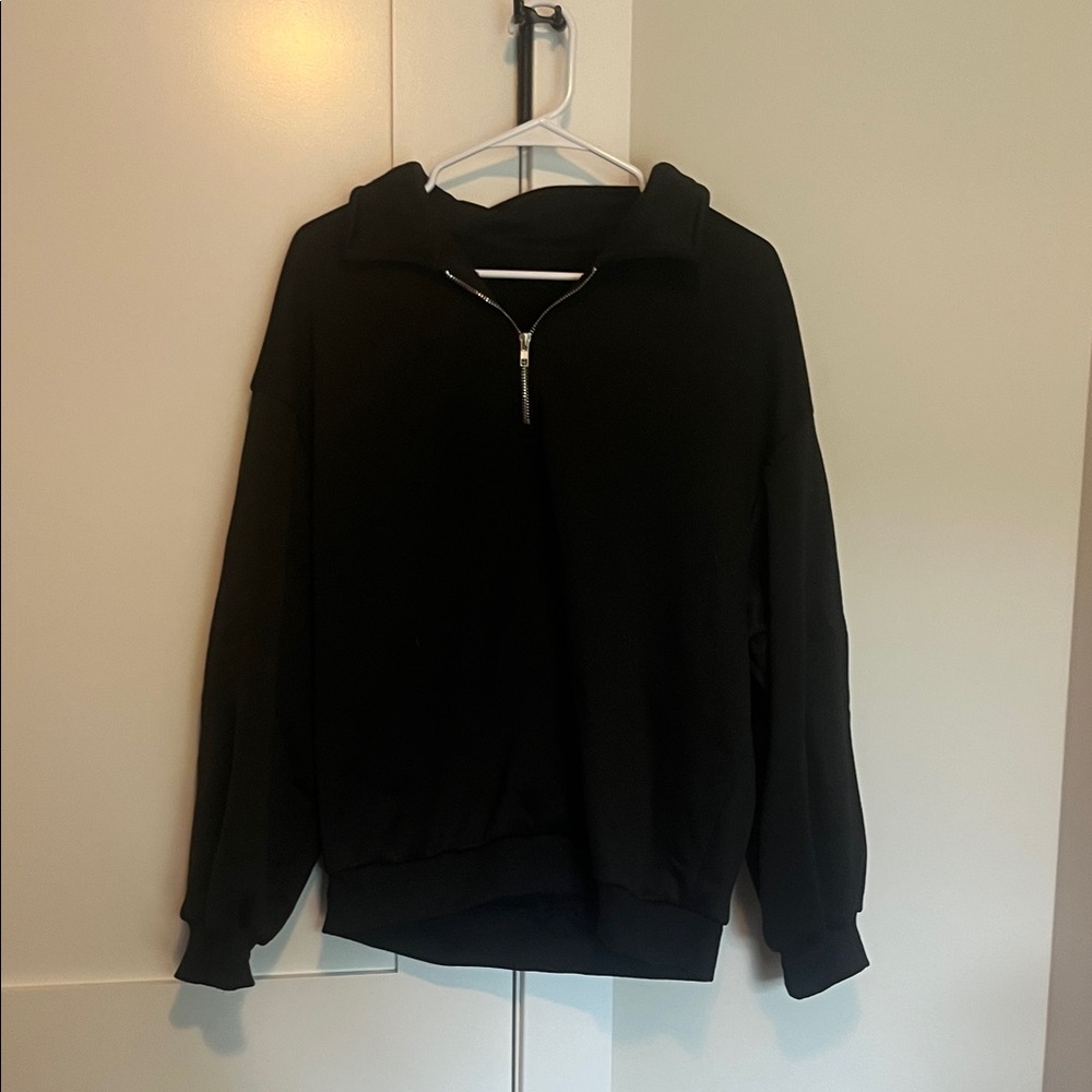 SHEIN Men's Black Zip-Up Sweater